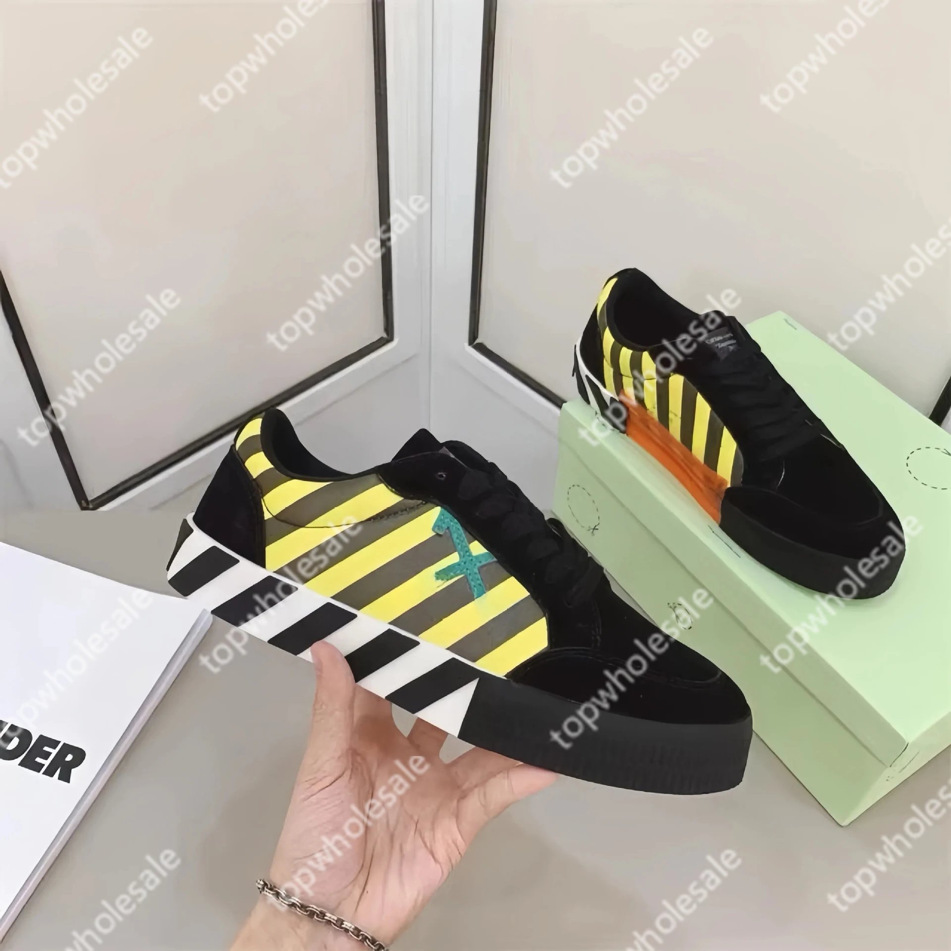 16号色 16号色