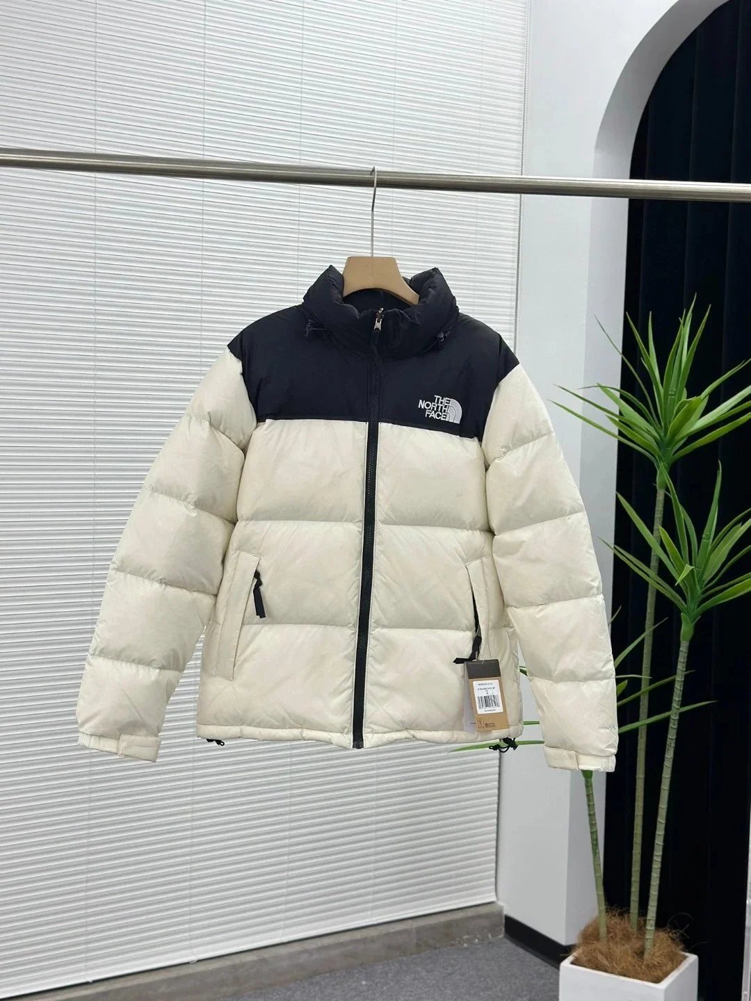 a001 a001