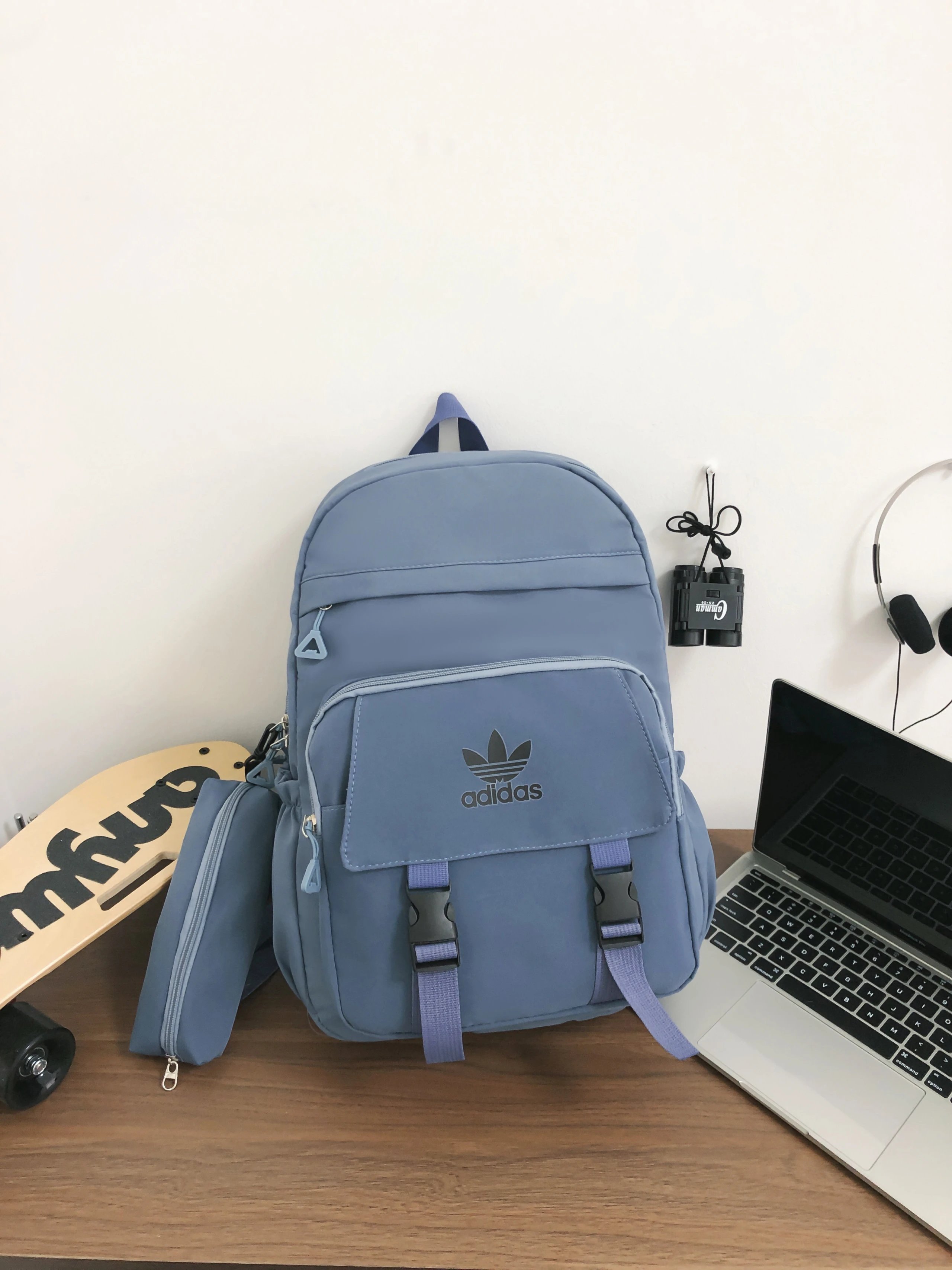7 7