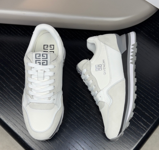 05;44 05;44