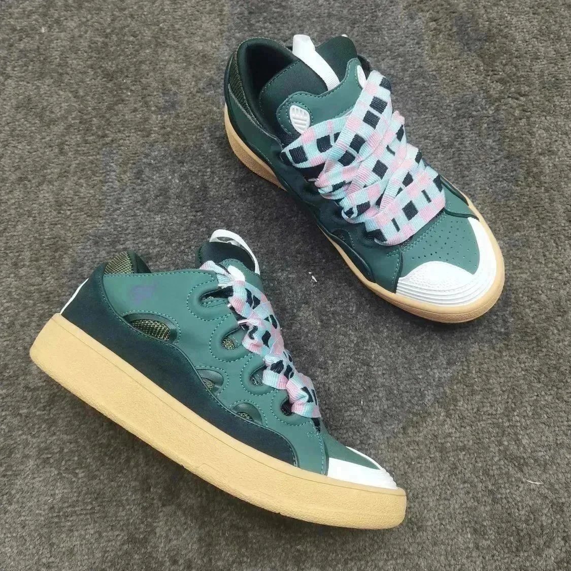 25 25