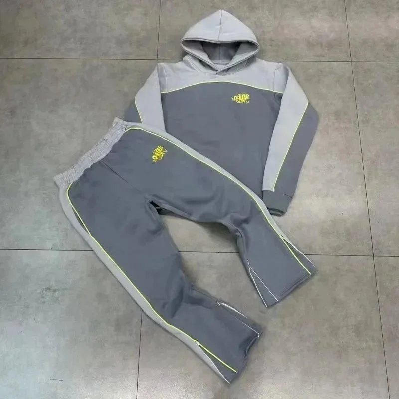 03 03