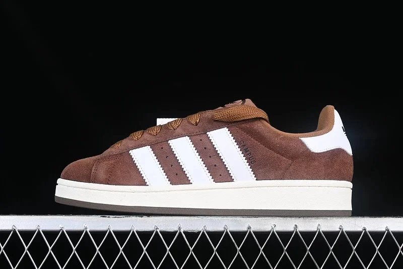 3 3
