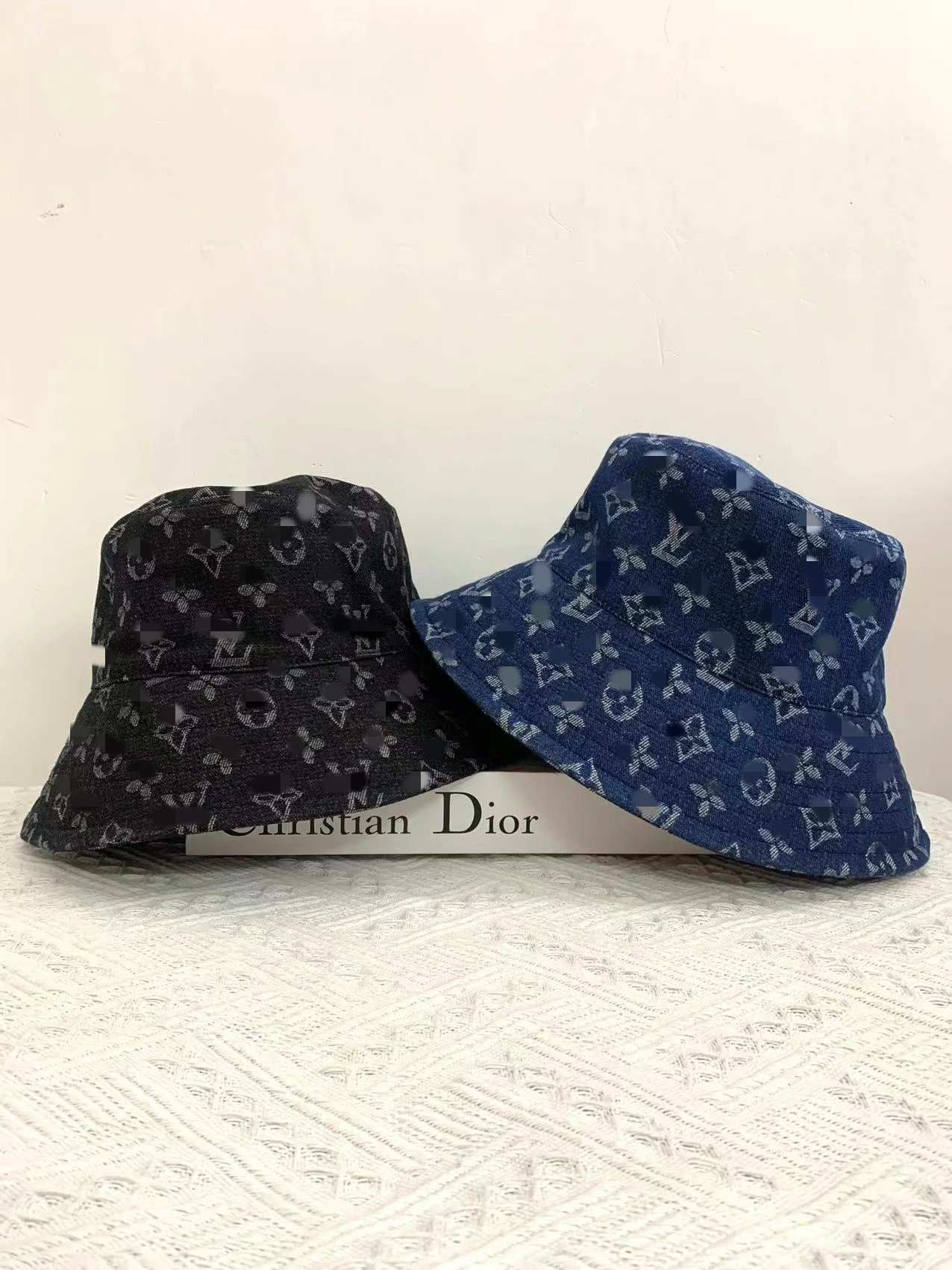 黑色 黑色