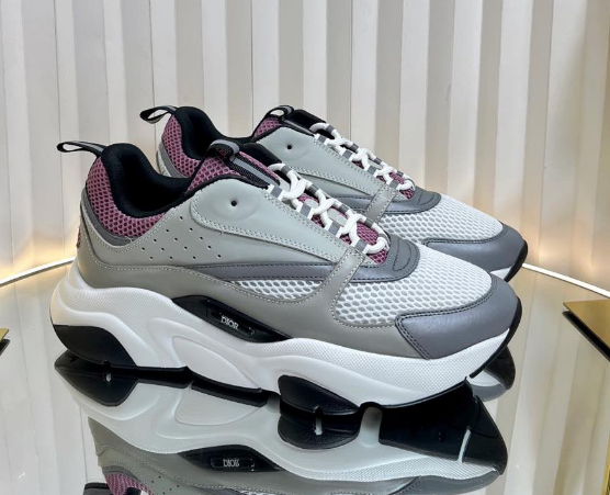 8 8