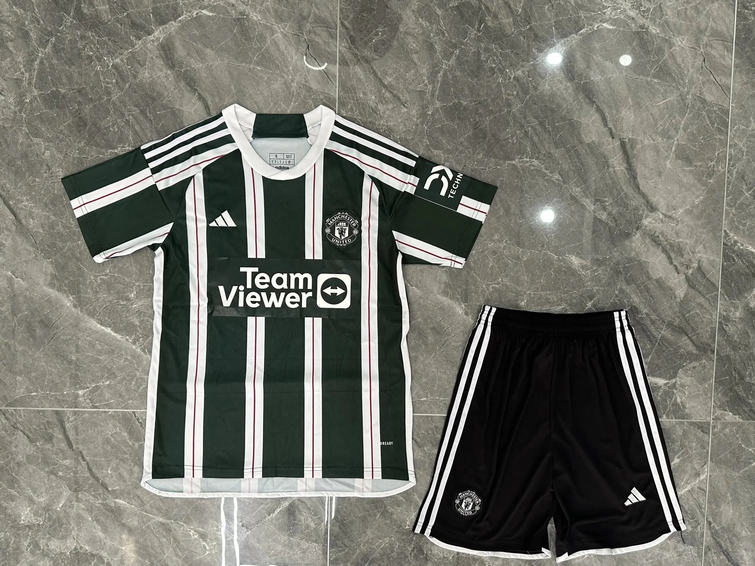 15 15
