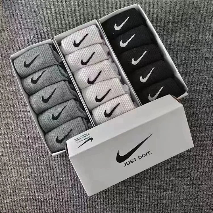 5双灰色短筒袜 5双灰色短筒袜